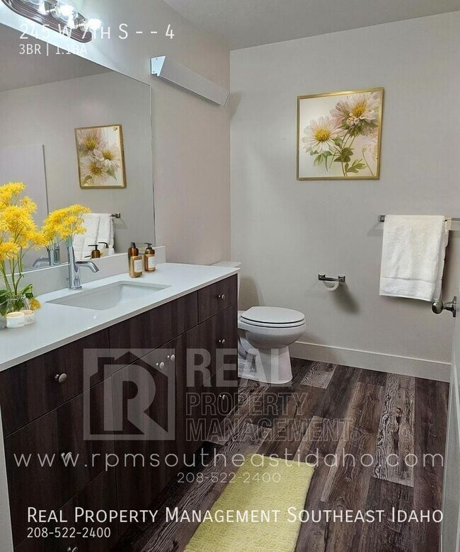 Photo - 245 W 7th S Unit 4