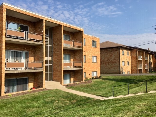 Montana Ridge - Montana Ridge Apartments