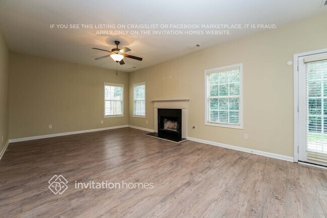 Photo - 2660 Freemont St