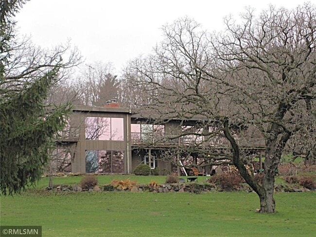 Photo - 61 Oak Ridge Dr