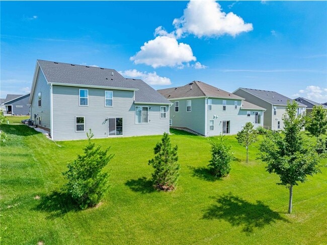 Photo - 1430 Nutmeg Cir