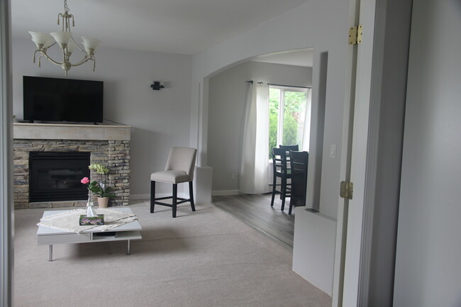 Photo - 24873 Dewdney Trunk Rd Unit 1-Bedroom Suite