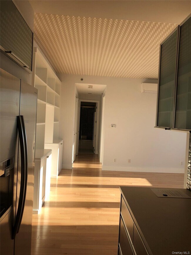 Photo - 10-46 Jackson Ave Unidad 8C