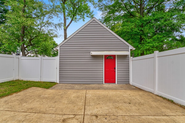 Photo - 5713 Dawes Ave