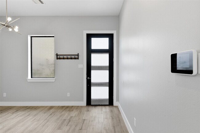 Photo - 1709 Cedrocanna Ln