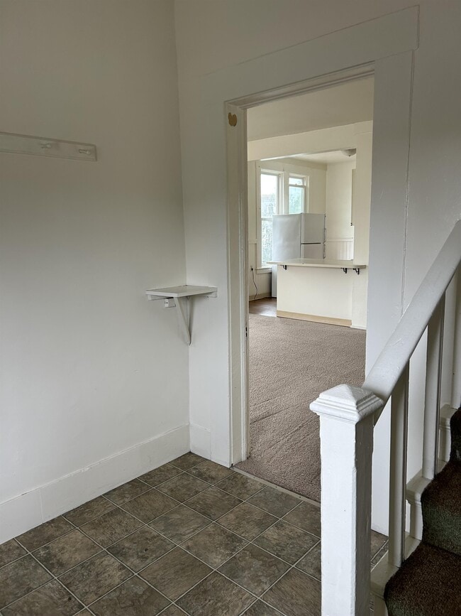 Photo - 511 Broadway