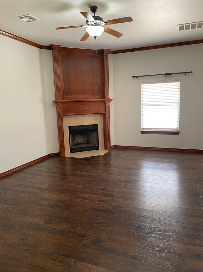 1760 SE 5th St House House Rental in Newcastle, OK