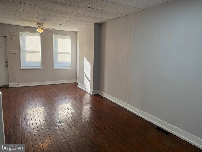 Photo - 1839 Sigel St