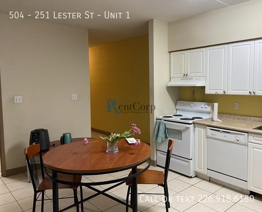 Photo - 251-251 Lester St Unit 1