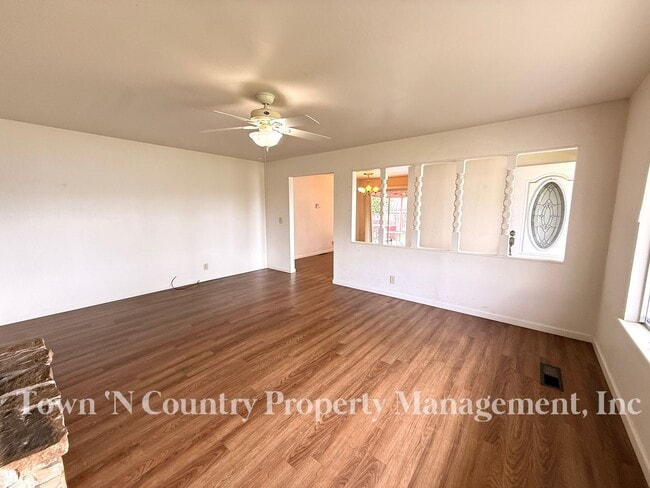 Photo - Nice 3 Bedroom, 2 Bath Located in North Salinas!