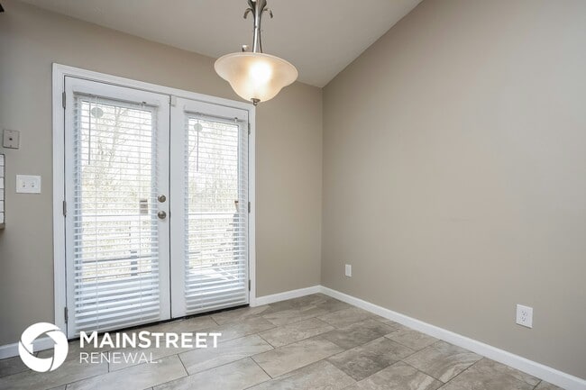 Photo - 7076 Shenandoah Trail