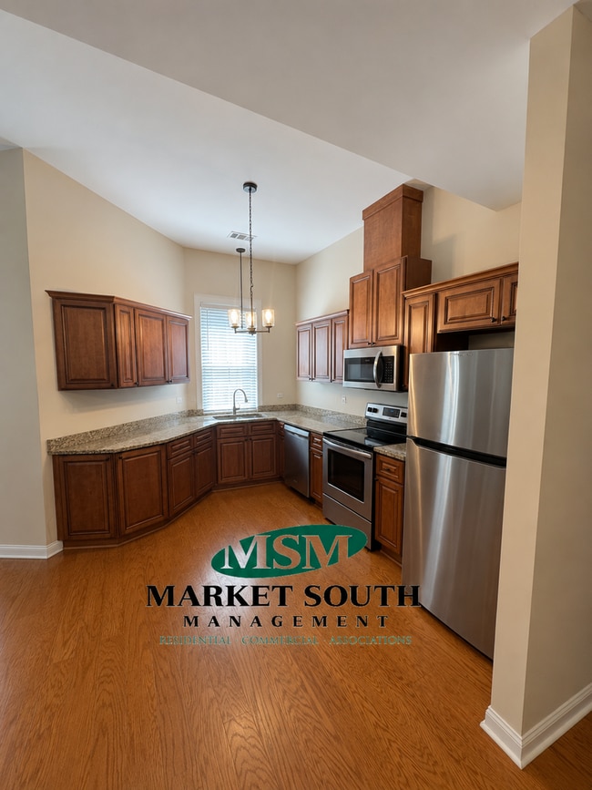 Photo - SPACIOUS 2 STORY TOWNHOME ON HENRY ST. AVAILABLE AUGUST 15th