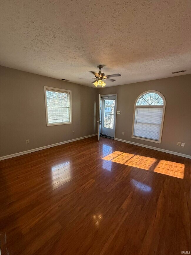 Photo - 791 E Sherwood Hills Dr