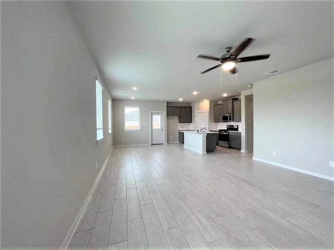 Photo - 604 Bridle Creek Dr
