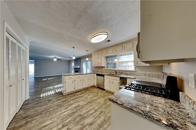 Photo - 1231 Tinderbox Ln