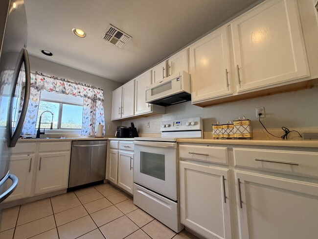 Photo - 6718 W Marshall Ave