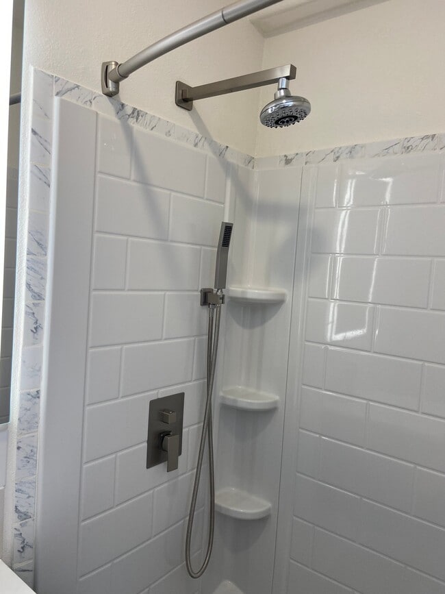 Photo - 13130 Ridgedale Dr Unidad ADU