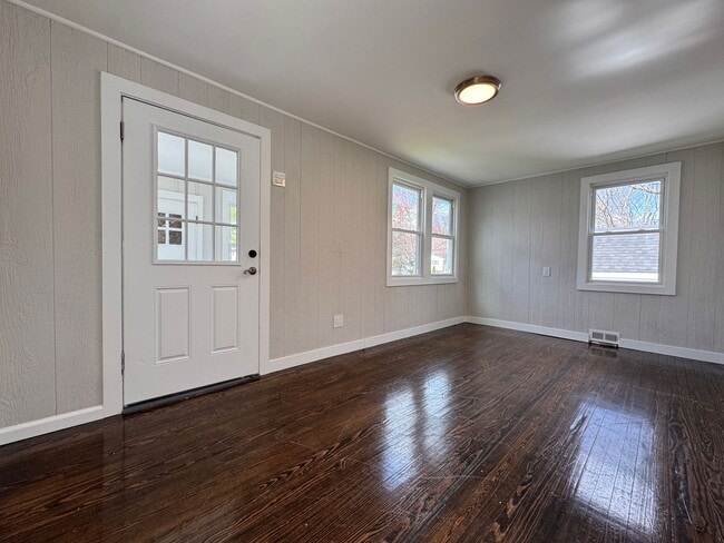 Photo - Newly Renovated Single Family in West Haven! Central A/C!