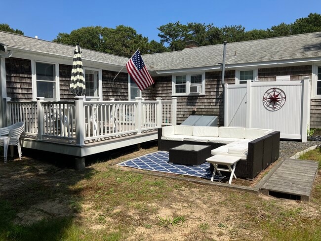 Photo - 27 Naushon Rd