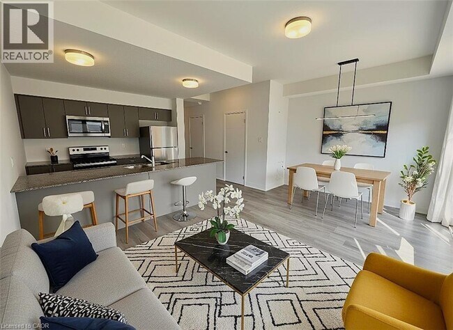 Photo - 20 Steele Cres