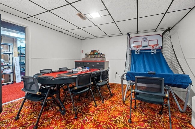 Building Photo - 6713 Farview Rd