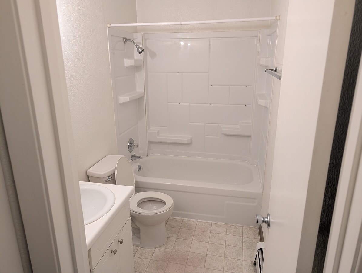 Photo - 5453 Camelot Dr Unit #2