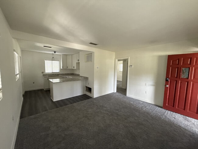 Photo - 1208 Crescent St