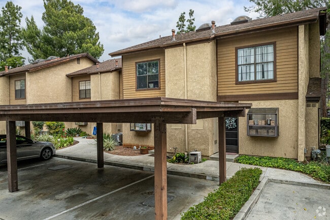 Photo - Lakeridge Condominiums