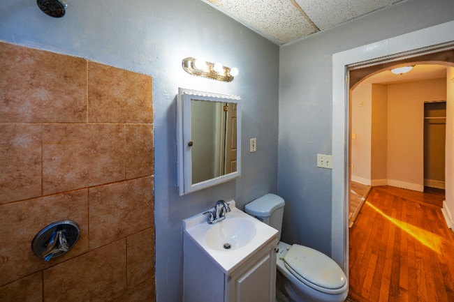 Photo - 22 Warren St Unit 14