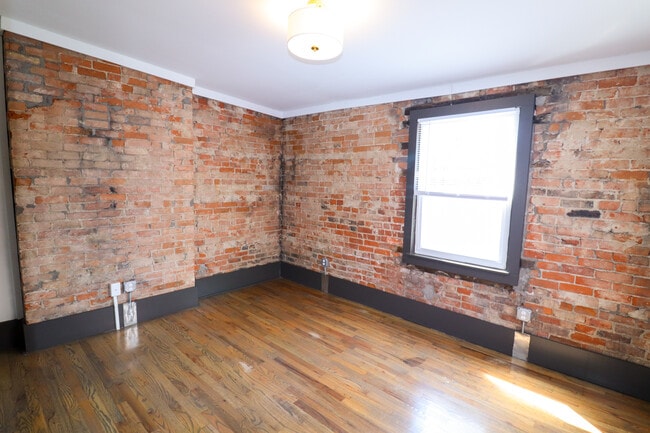 Photo - 1513-1515 Republic St