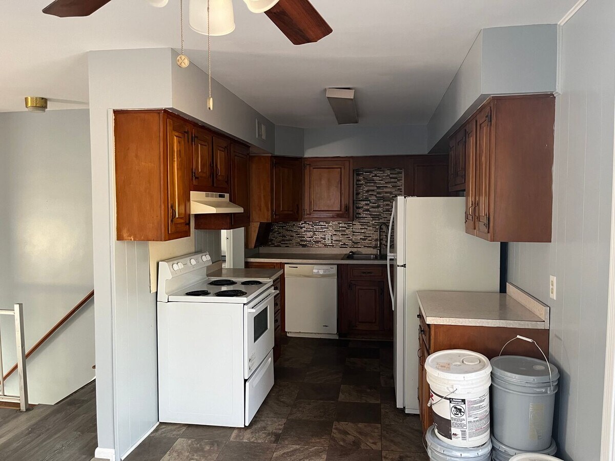 210 Rives Rd Rental House Rental in Martinsville, VA