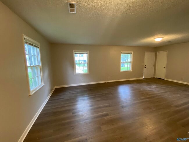 Photo - 4406 Gazette Dr SW