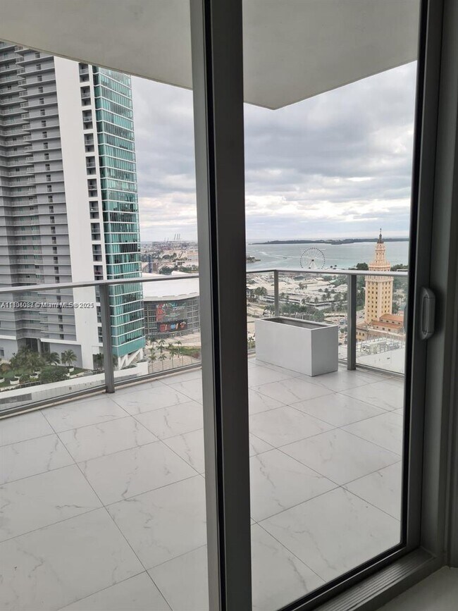 Photo - 851 NE 1st Ave Condo Unit 2205