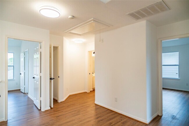 Photo - 16327 Woma Ct