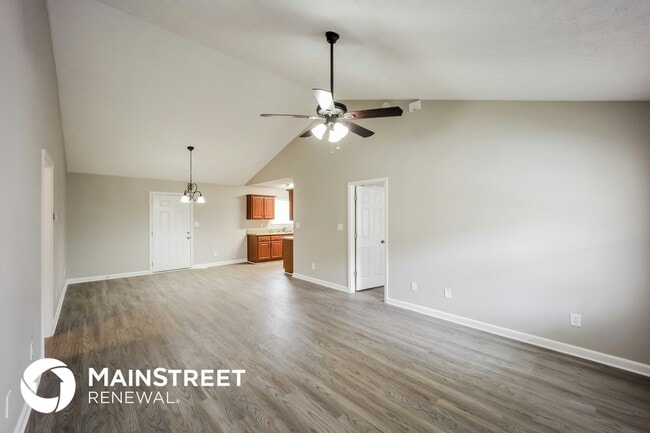 Photo - 334 Barr Cir