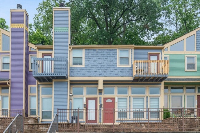 Photo - 546 Tusculum Ave Townhome