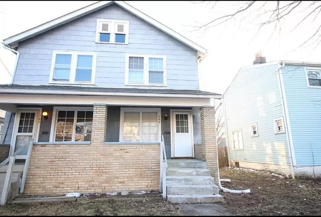Building Photo - 562-564 S Terrace Ave Rental