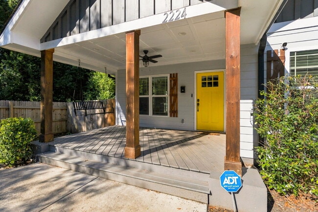Photo - Updated Cottage 5 mins from Uptown Charlotte!