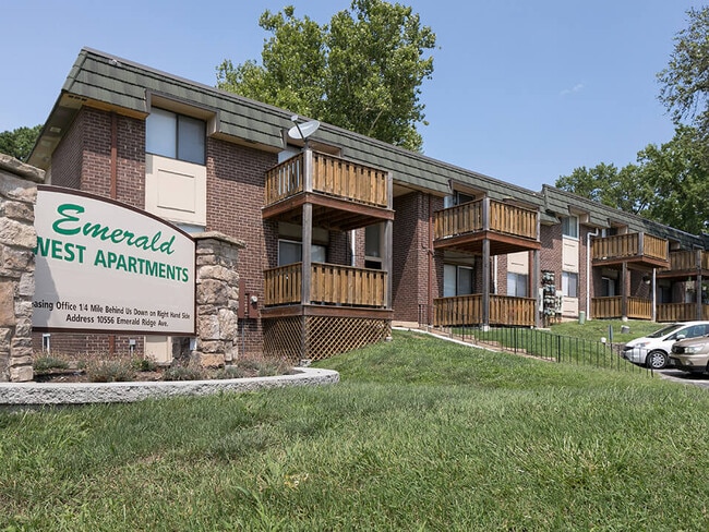 Bienvenido a Emerald Crossing Apartments! - Emerald Crossing Apartamentos