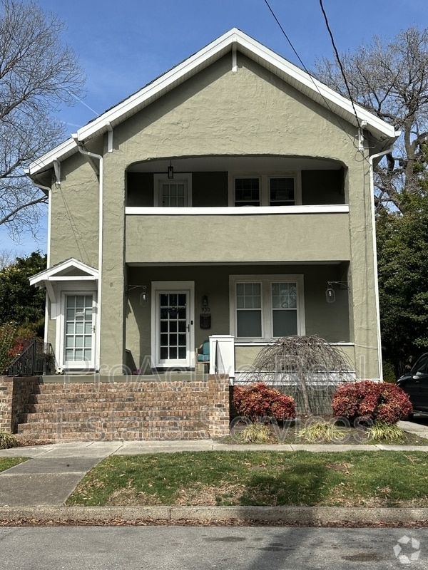 Building Photo - 930 Gates Ave Unit 1 Rental