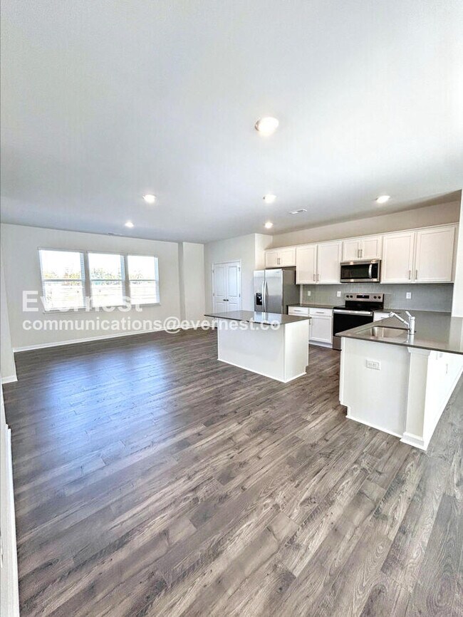 Photo - 813 Washington St