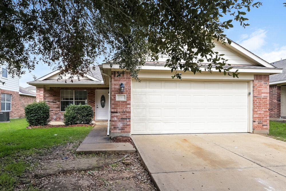 Photo - 20814 Dewberry Creek Ln House