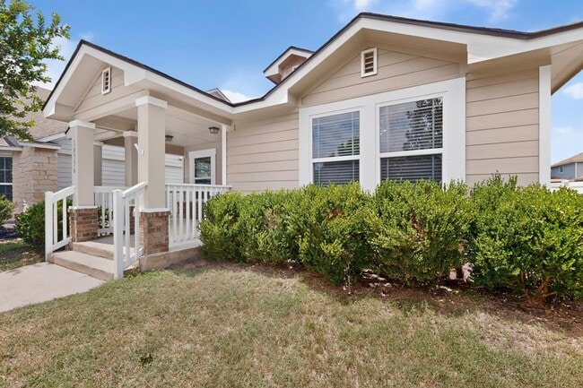 Building Photo - 18336 Friendship Hill Dr
