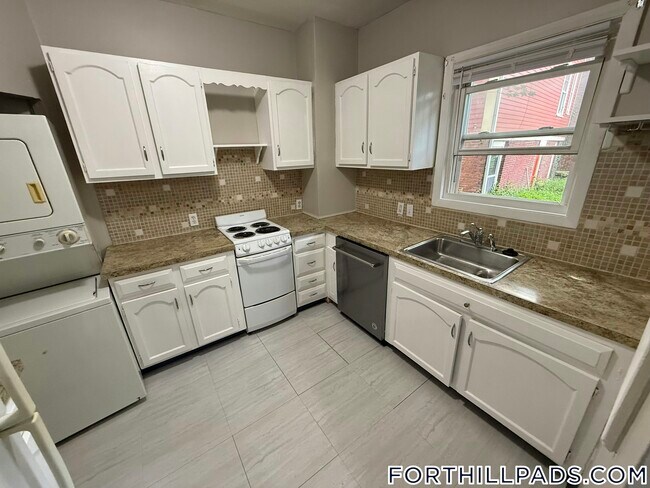 Building Photo - 10R Gardner St Rental