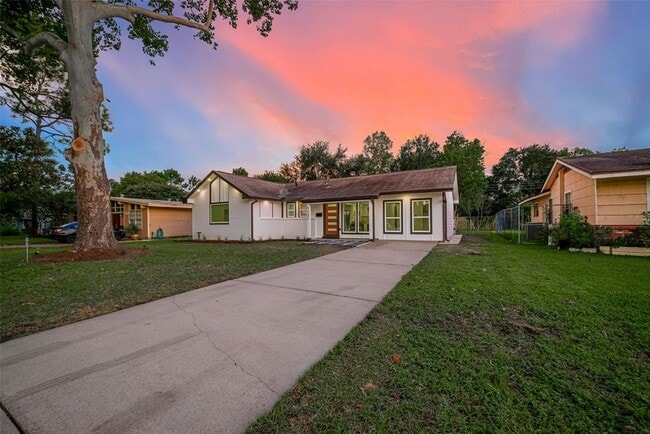 Photo - 7131 Mobud Dr