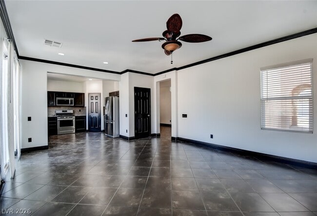 Photo - 2904 Dowitcher Ave