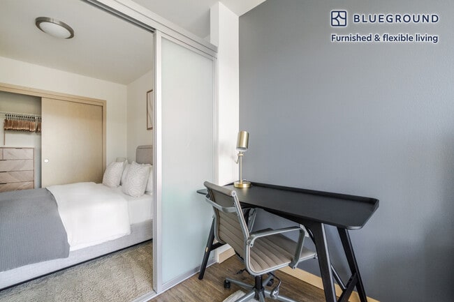 Photo - 3920 Stone Way N Unit FL3-ID855