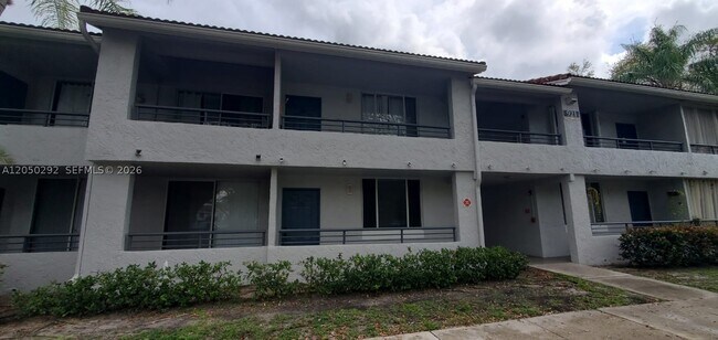 Photo - 921 Lyons Rd Unit 3105