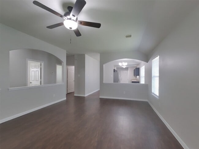 Photo - 2331 Gianna Way