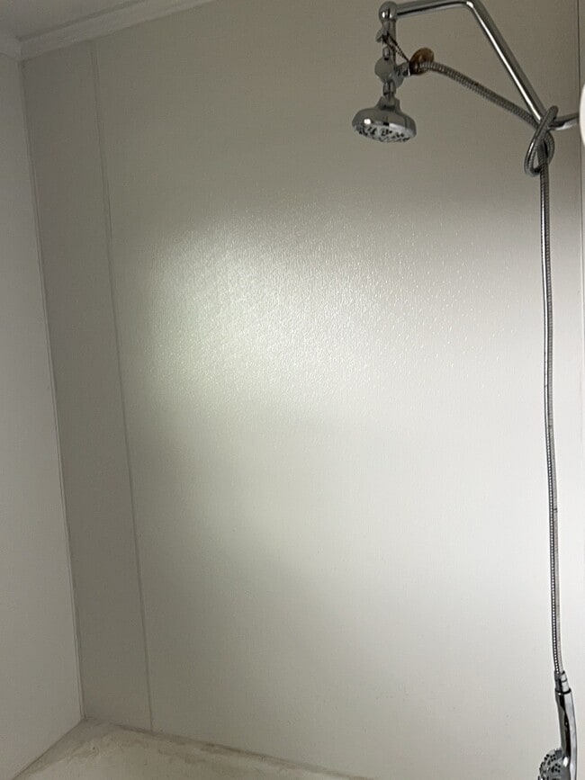 Photo - 300 E Parkview Dr